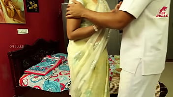หนัง18+อินเดีย Indian xxx แม่หม้ายสาวใหญ่สุดเซ็กซี่ โดนโจรบุกเข้าบ้านหวังจะปล้ำ มาถึงผลักลงเตียงจับเย็ดคาชุดสาหรี่จนสะใจ