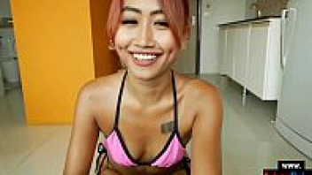 หนังxไทยออนไลน์ กระหรี่สาวสวยพริตตี้หุ่นดีแต่หัวนมดำไปหน่อย Asian Porn โดนฝรั่งซาดิสซื้อมาเย็ดอย่างมันส์ จับอุ้มแตงกระเด้าหีเย็ดหลายท่าหลายลีลา