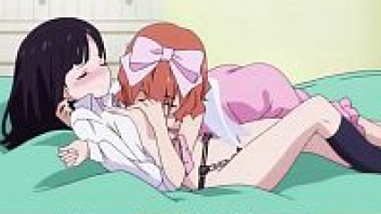 การ์ตูนโป๊เลสเบี้ยน anime lesbian สาวน้อยหมกมุ่นเรื่องเซ็ก นอนติ้วหีช่วยตัวเองอยู่ดีๆก็มีนางฟ้ามาสนองความใคร่ด้วยการเลียหีจับตีฉิ่งจนน้ำเงี่ยนแตก
